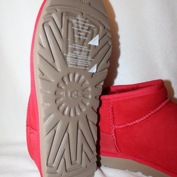 NIB UGG ULTRAMINI SUEDE SHEARLING LINED‎ ANKLE BOOTS RED - Picture 4 of 7